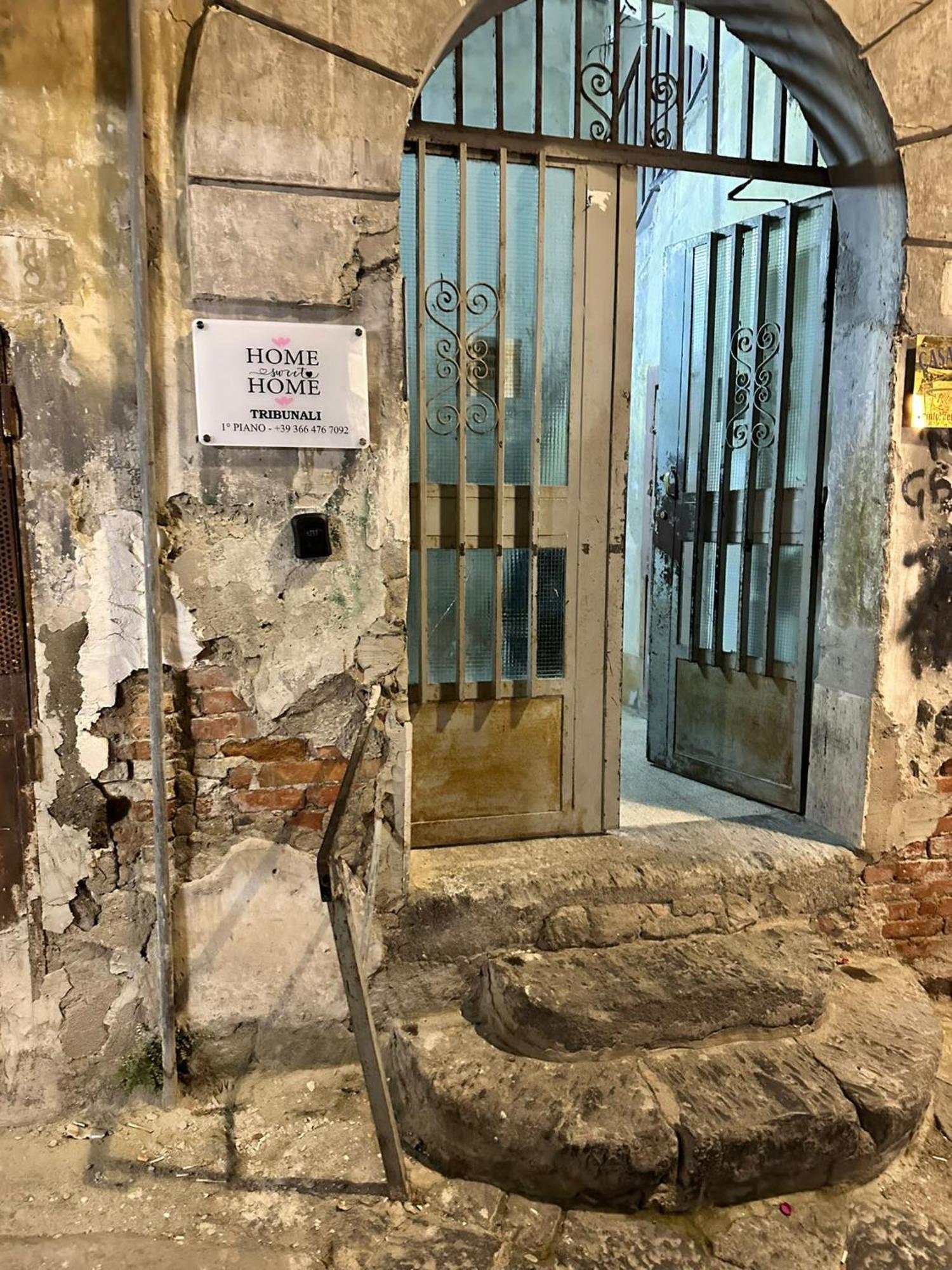 Sweet Home Ai Tribunali -1 Piano Napoli Eksteriør bilde